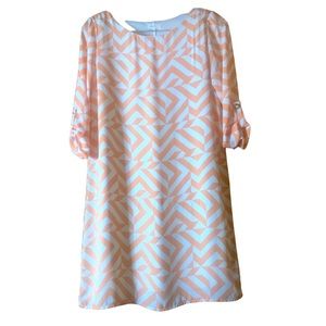 EVERLY NWOT Peach White Chevron Above Knee Dress - Size Small